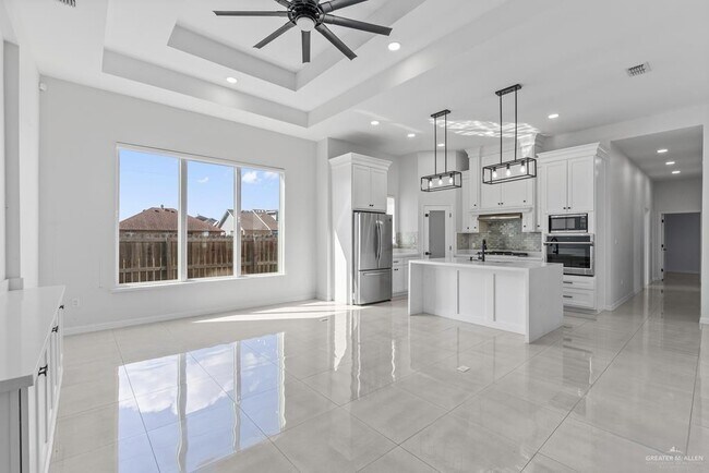 Foto del edificio - 16 Hana Dr