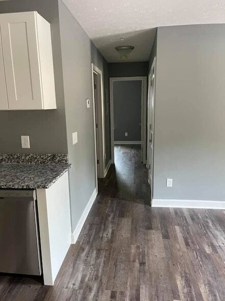 Building Photo - 130 S Main St