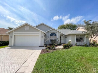 Building Photo - 252 Moccasin Trail W