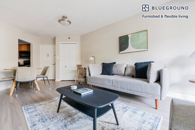 Foto del edificio - 2140 L St NW