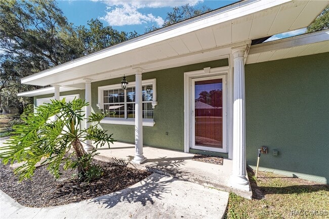 Building Photo - 236 N Braemar Dr