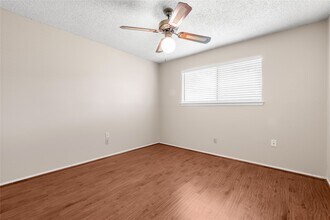Building Photo - 22606 Elsinore Dr