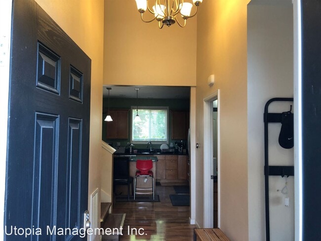 Building Photo - 5 br, 2.5 bath House - 4068 S. 160th Place