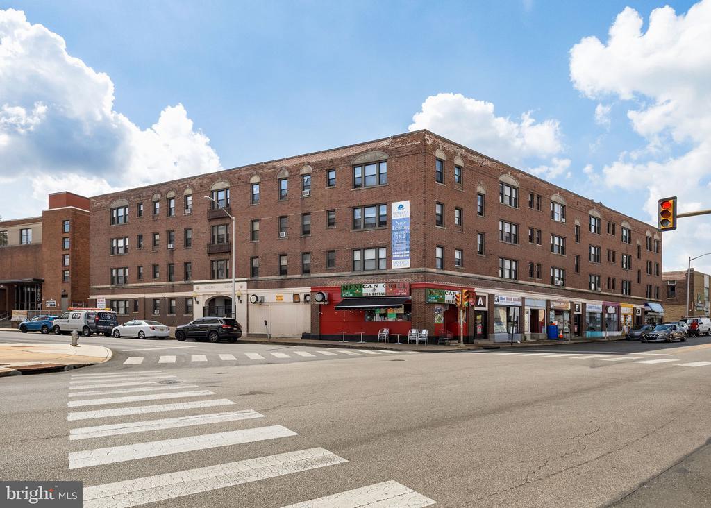 Primary Photo - 7250 Chestnut St