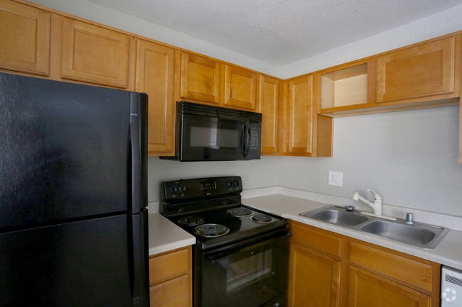 Kitchen - Evergreen on Hayden Lane