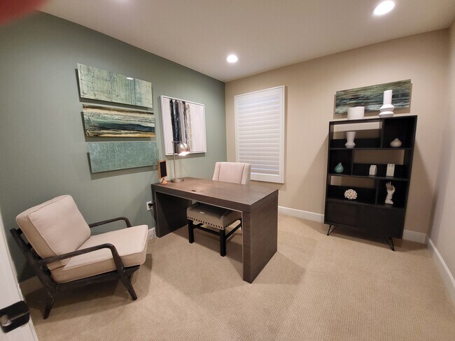 Foto del edificio - 843 Orchid Way