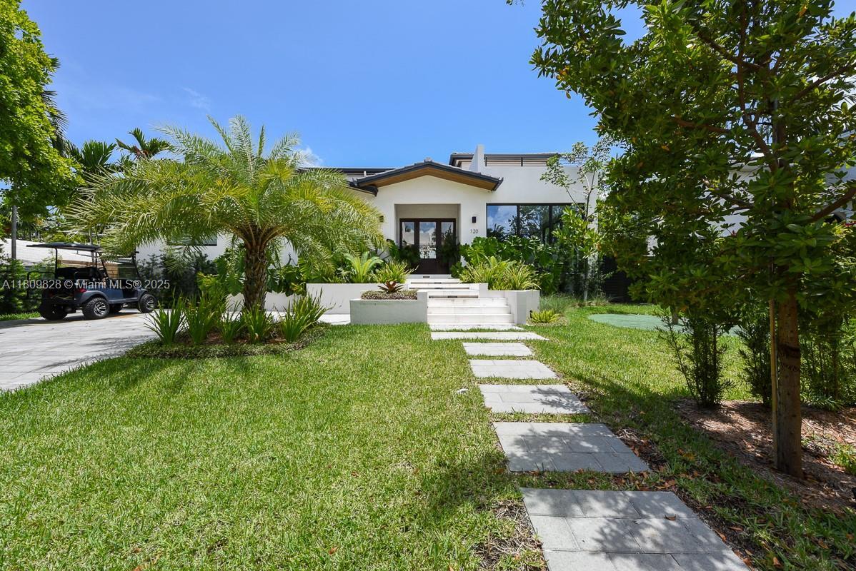 Foto principal - 120 Buttonwood Dr