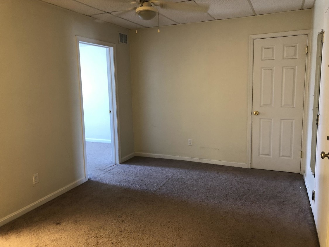 22695 Washington St Unit 5, Leonardtown, MD 20650 Room for Rent in