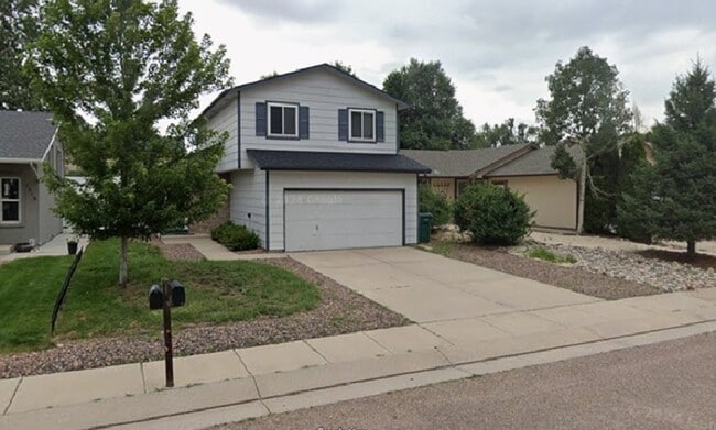 Building Photo - 4585 Hennings Dr