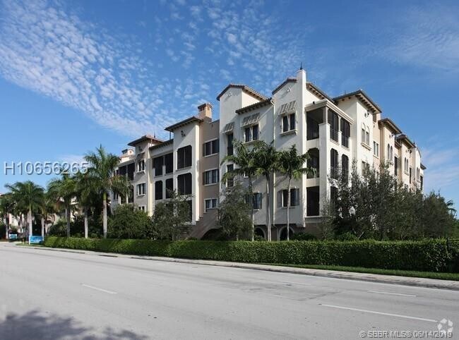 Building Photo - 2901 NW 126th Ave