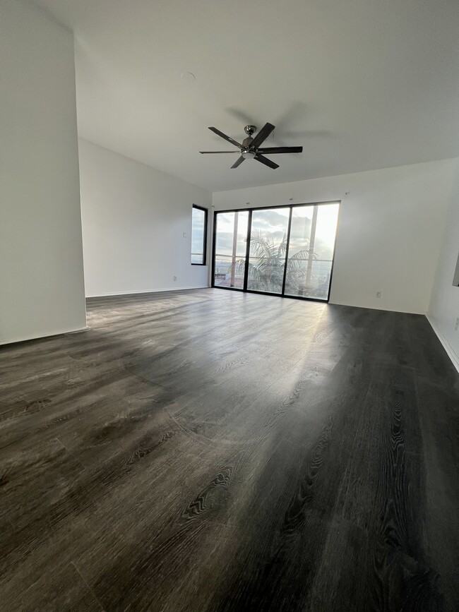 Foto del edificio - 2052 N Terrace Dr
