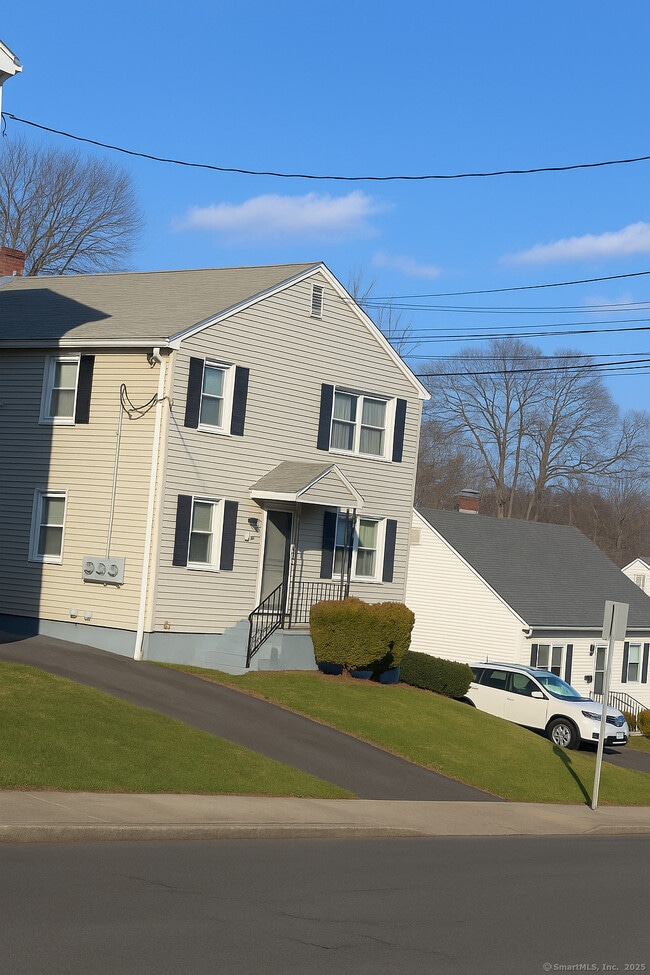Building Photo - 60 Judd Ave