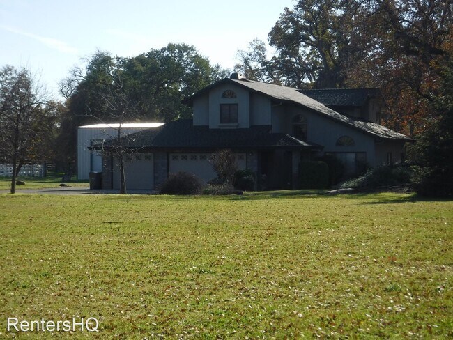 Foto del edificio - 2988 Majestic Oak Cir