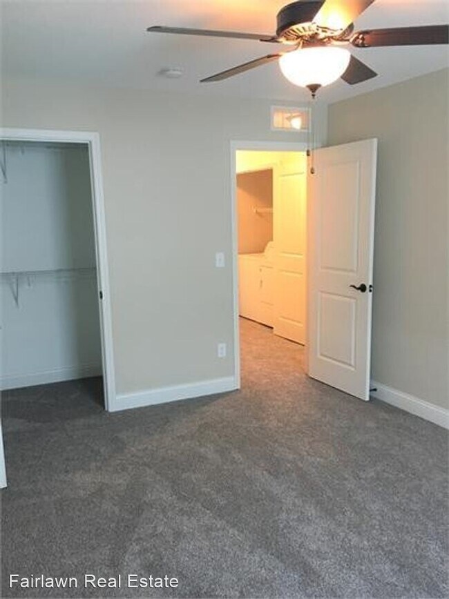 Building Photo - 3 br, 2.5 bath House - 754 Sedgegrass Dr.