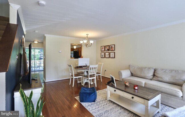 Building Photo - 18254 Paladin Dr