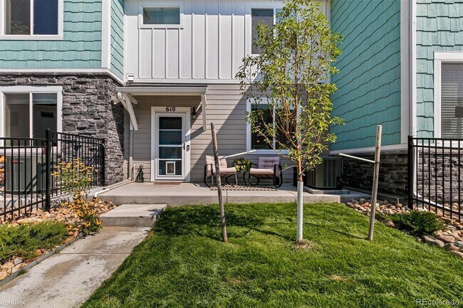 Building Photo - 3 br, 1 bath House - 610 Stonebridge Drive