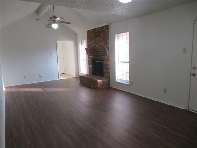 Foto del edificio - 452 Finch Dr