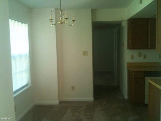 Foto del edificio - 503 W Chatham St