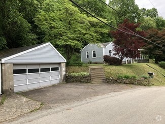 Building Photo - 328 Harmony Rd
