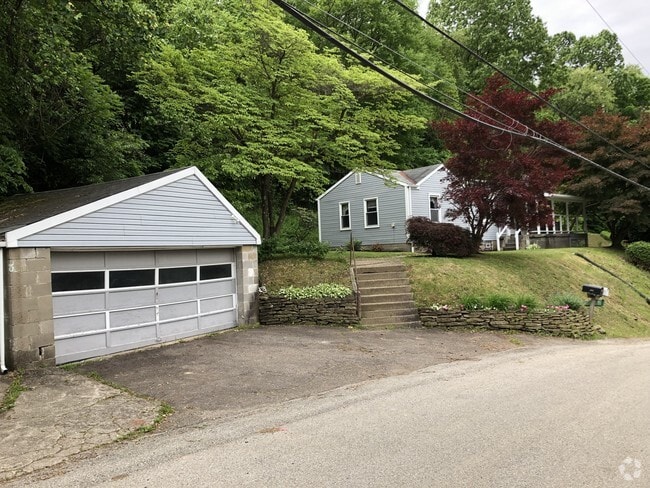 Building Photo - 328 Harmony Rd