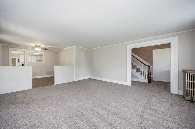 Foto del edificio - 757 Holt Rd