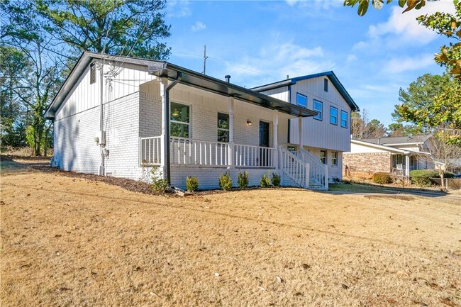 Building Photo - 1113 Brook Ave