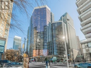 Building Photo - 1001 Bay St.