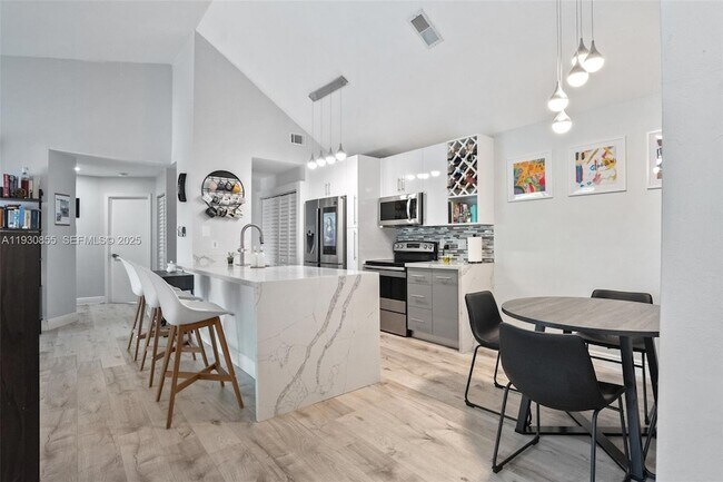 Foto del edificio - 15770 SW 104th Terrace