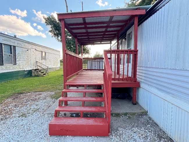 Building Photo - 428 Timber Ridge Ln