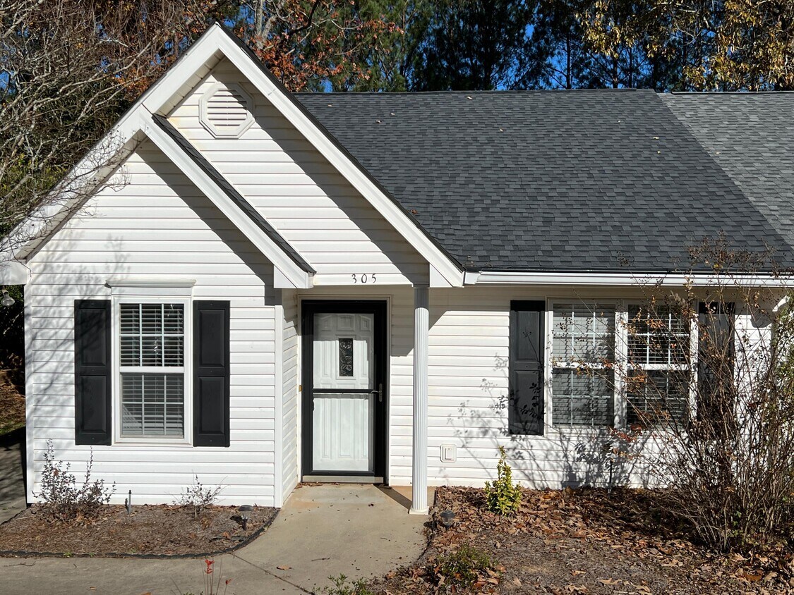 305 Southbank Dr, Aiken, SC 29803 Townhome Rentals in Aiken SC