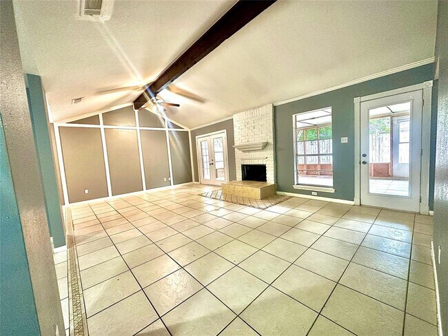 Building Photo - 418 Merriweather St