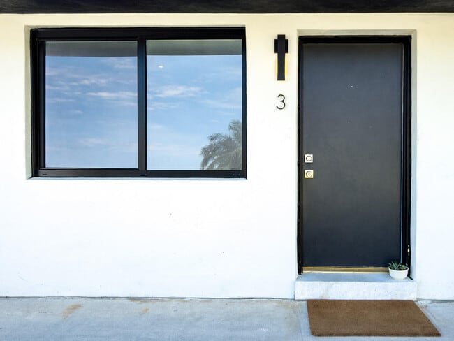 Foto del edificio - 47 NE 16th Pl