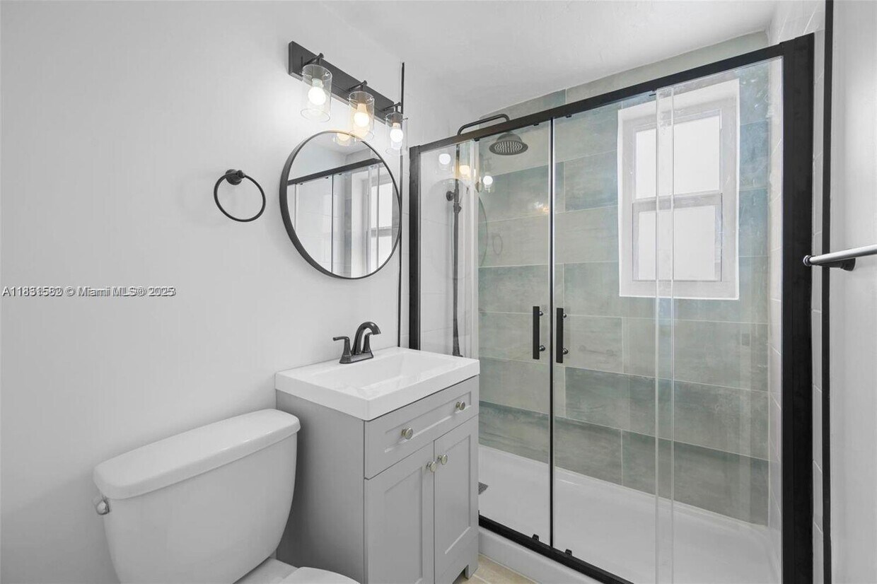 Foto principal - 550 NE 82nd Terrace
