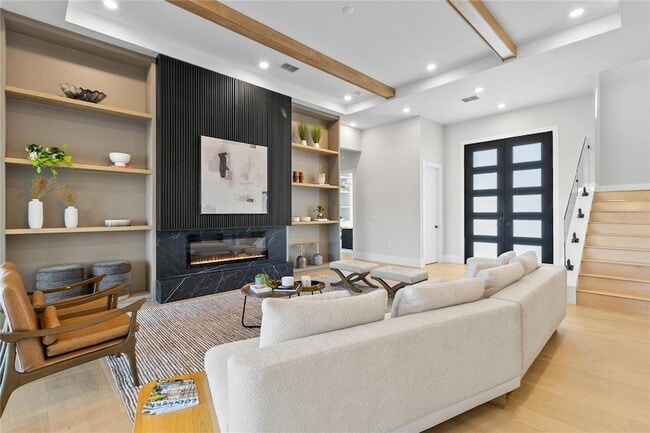 Building Photo - 16809 Bolsena Dr