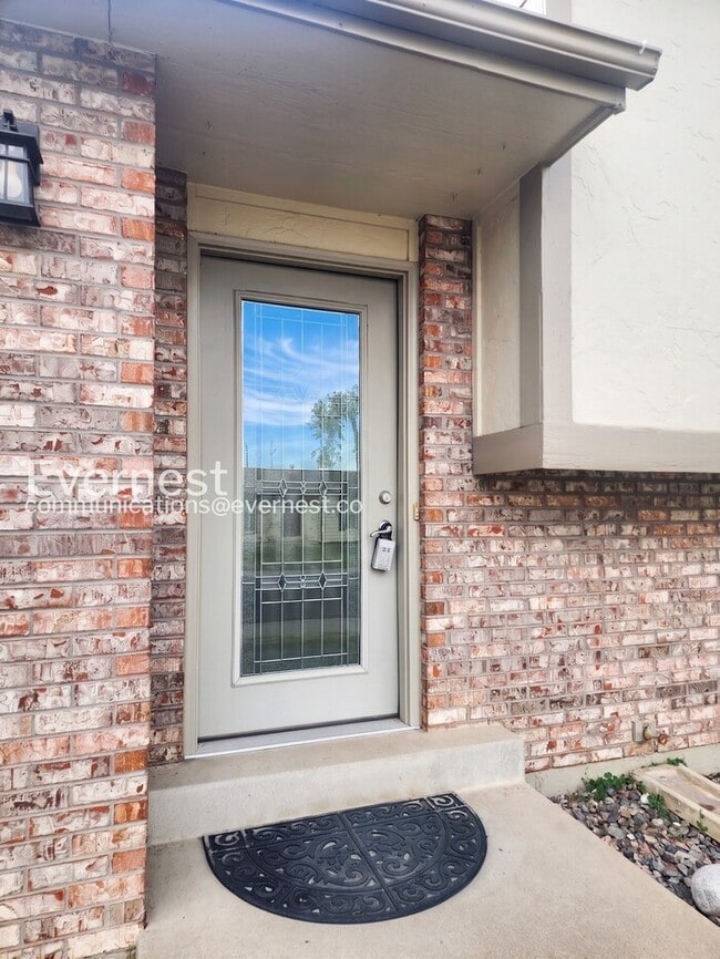 Foto del edificio - 9225 Clermont Dr