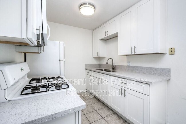 Foto del edificio - 9729 Winter Gdns Blvd