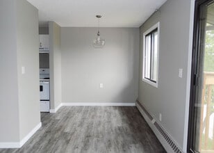 Building Photo - 8111-8196 StreetBlock D - 323