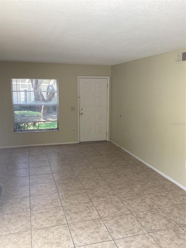 Building Photo - 14321 Hanging Moss Cir