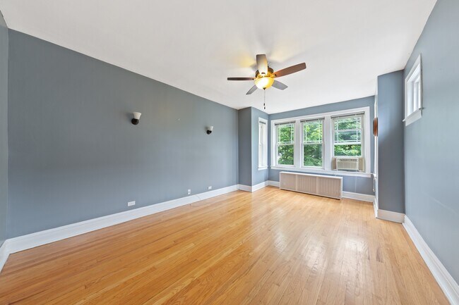 Building Photo - 2503 N Washtenaw Ave