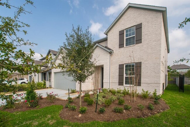 Building Photo - 155 Renodes Garden Ln