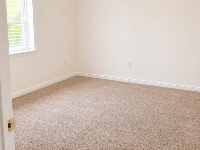Building Photo - Jorgensen Duplex