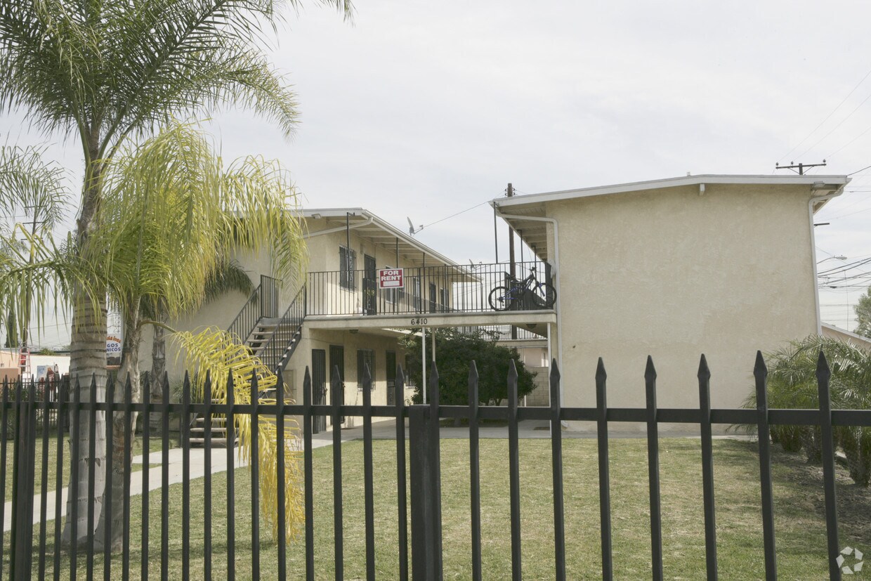Foto principal - 6410 Jaboneria Rd