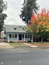 Building Photo - 1274 E Canal Dr