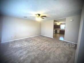 Building Photo - 702 Joseph Ln