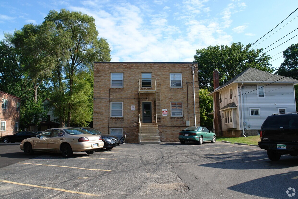 Estacionamiento asignado - 408 Ann Street Studios