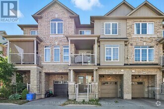 Building Photo - 5016 DeSantis Dr