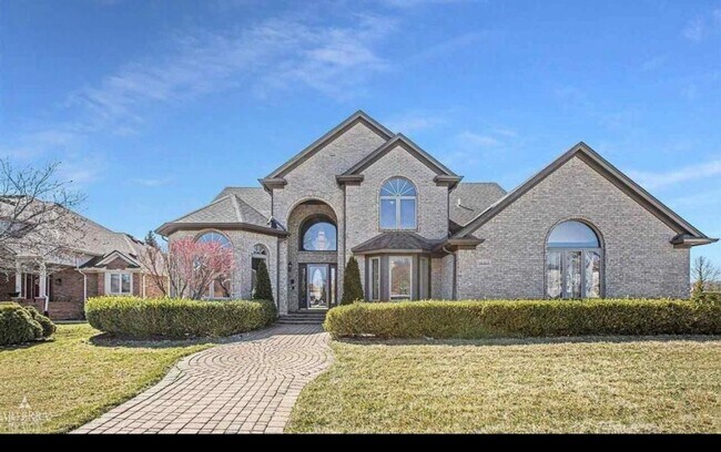 Building Photo - 14466 Doebler Dr