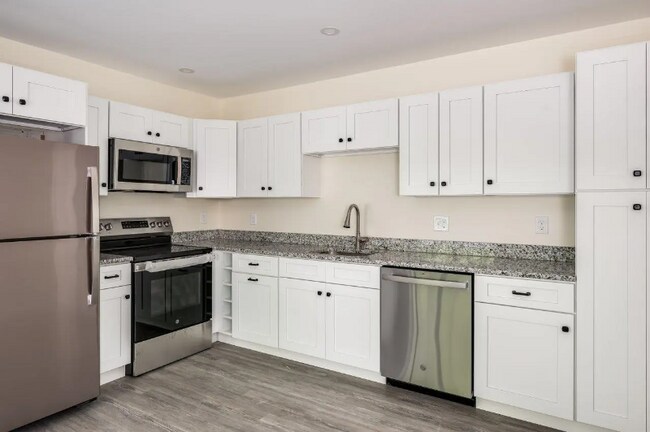 Foto del edificio - 725-727 Central Ave