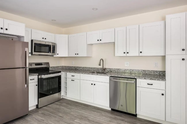 Building Photo - 725-727 Central Ave