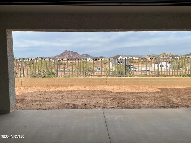 Foto del edificio - 5716 SCARLET St